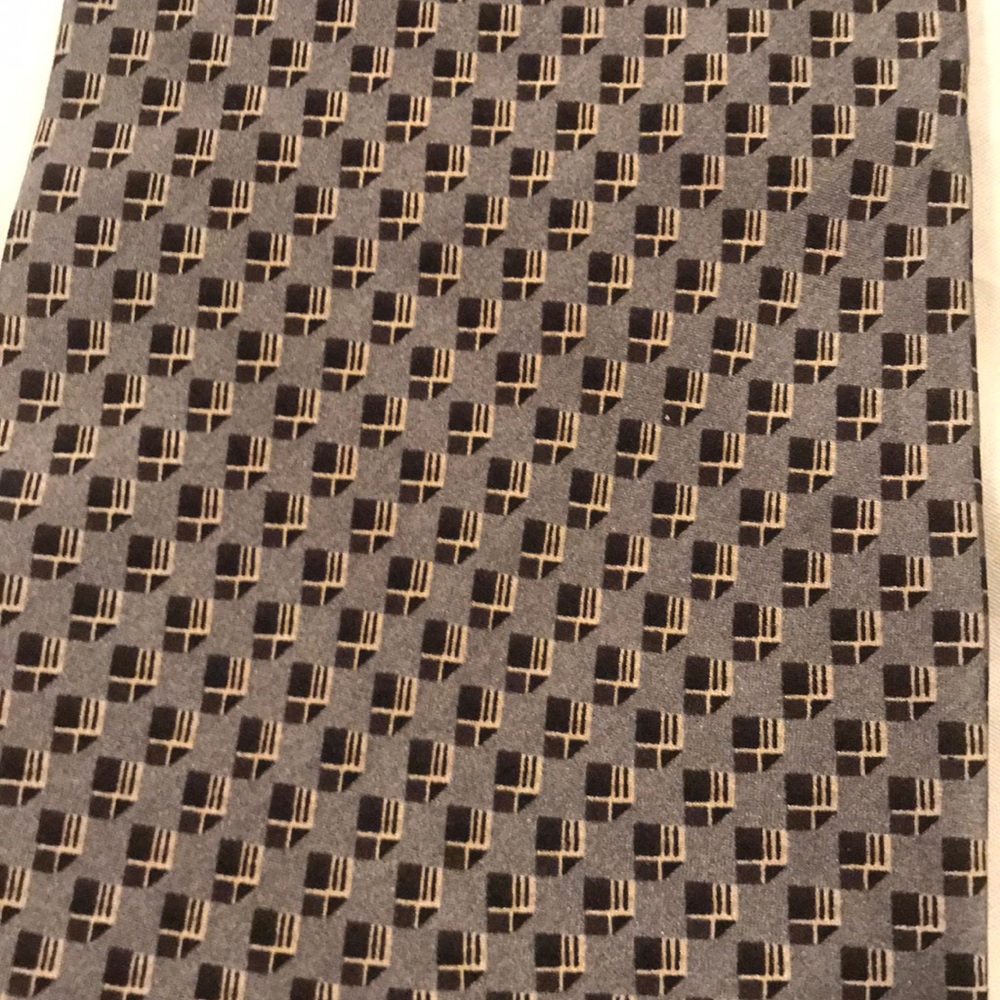 Men’s tie - Picture 2 of 4